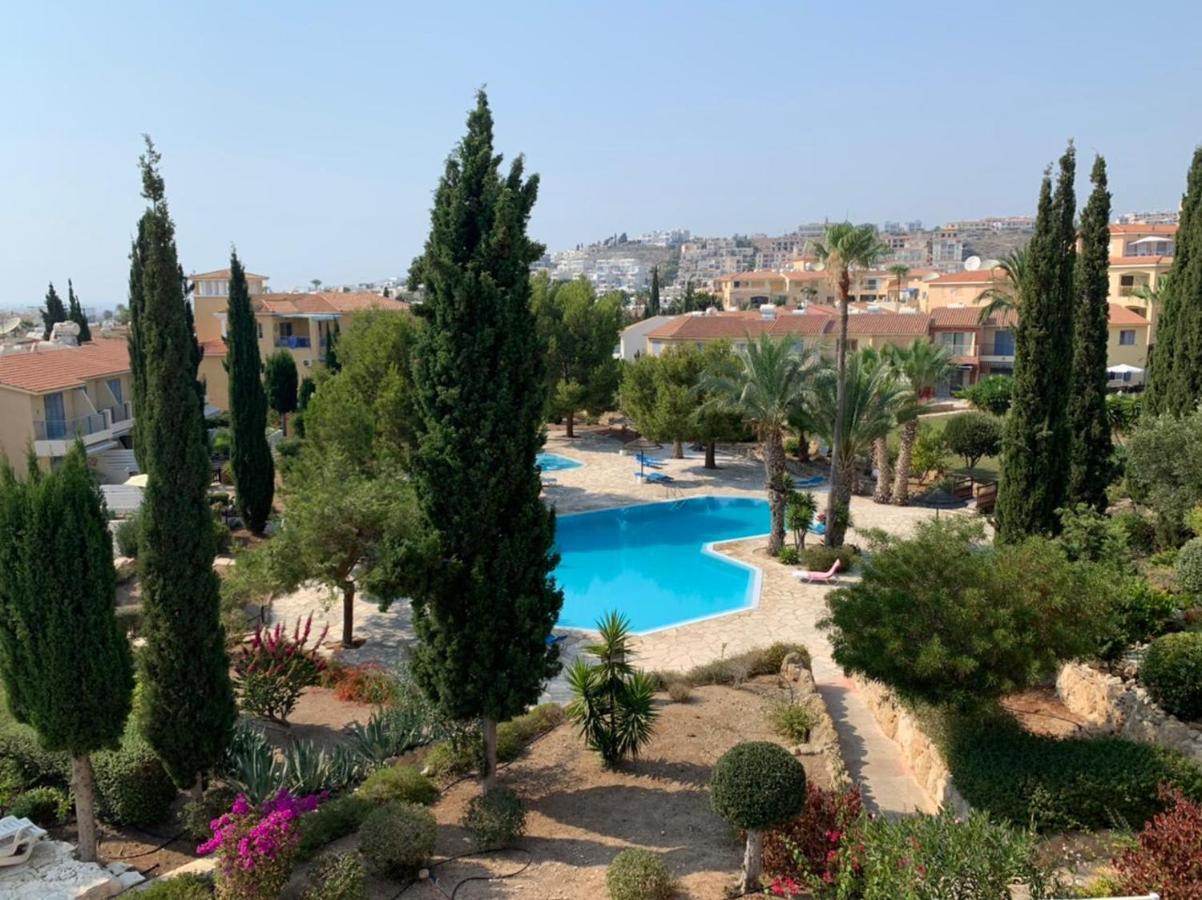 Regina Gardens - Spacious 3 Bed, 2 Bath Maisonette Paphos Esterno foto