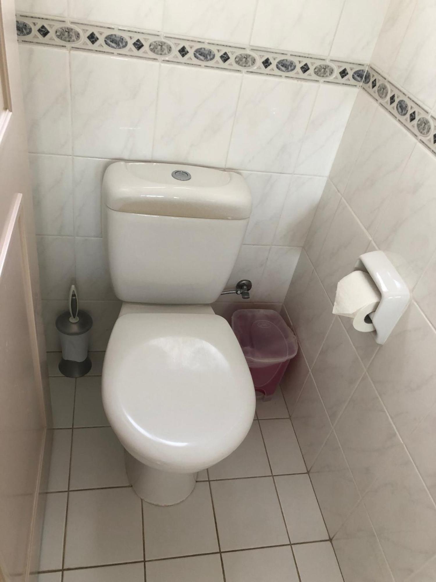 Regina Gardens - Spacious 3 Bed, 2 Bath Maisonette Paphos Esterno foto