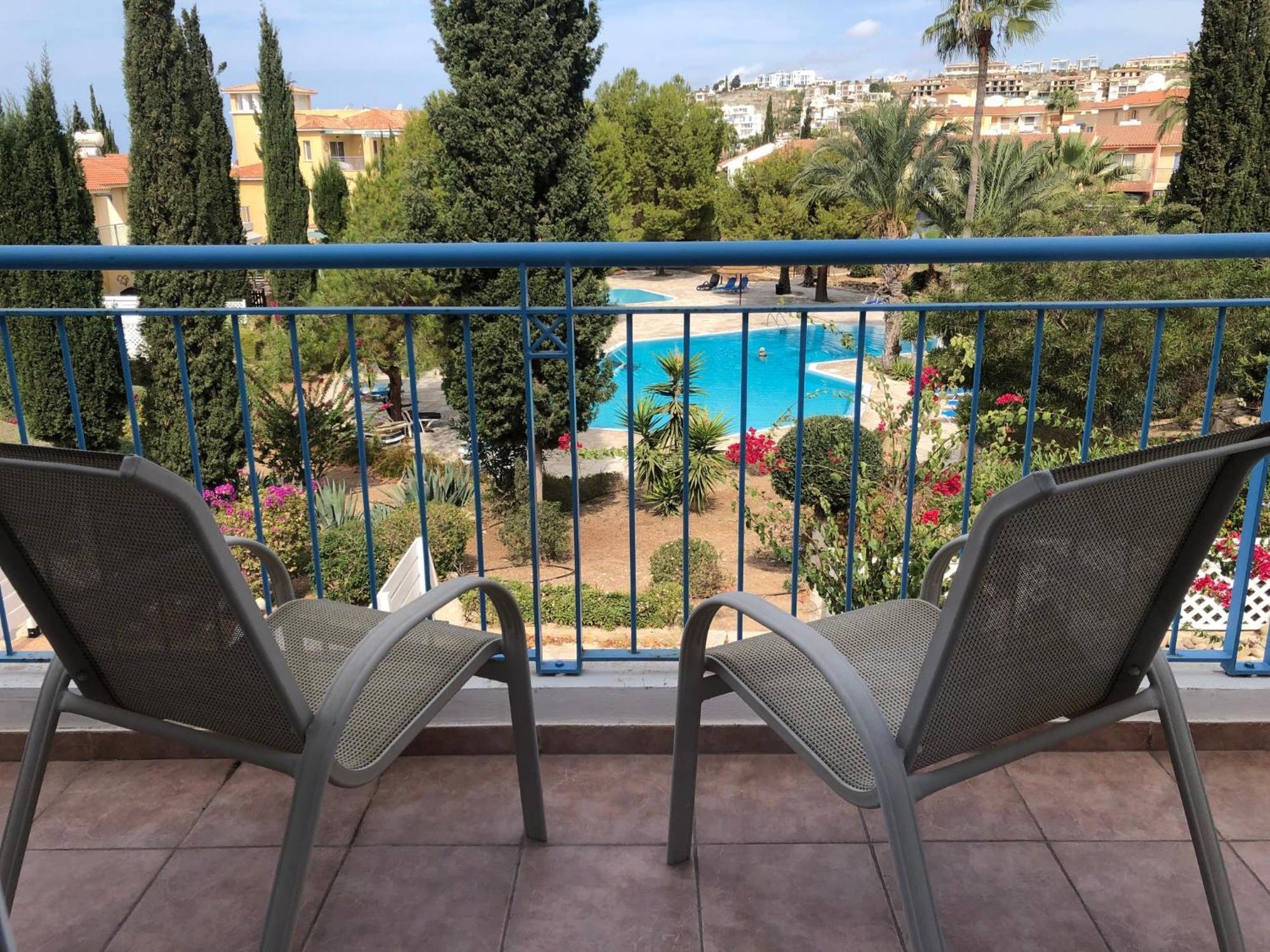 Regina Gardens - Spacious 3 Bed, 2 Bath Maisonette Paphos Esterno foto